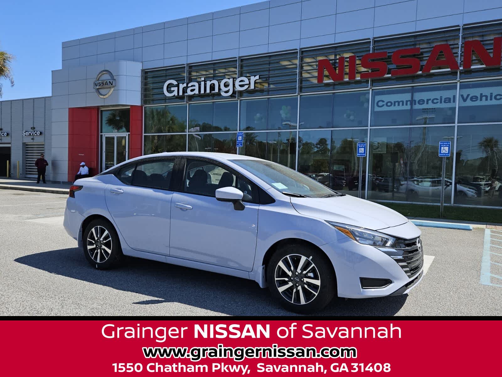 2025 Nissan Versa 1.6 SV CVT's photo