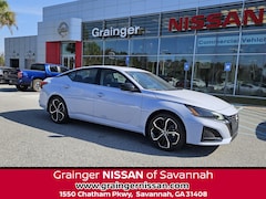 2025 Nissan Altima SR Sedan
