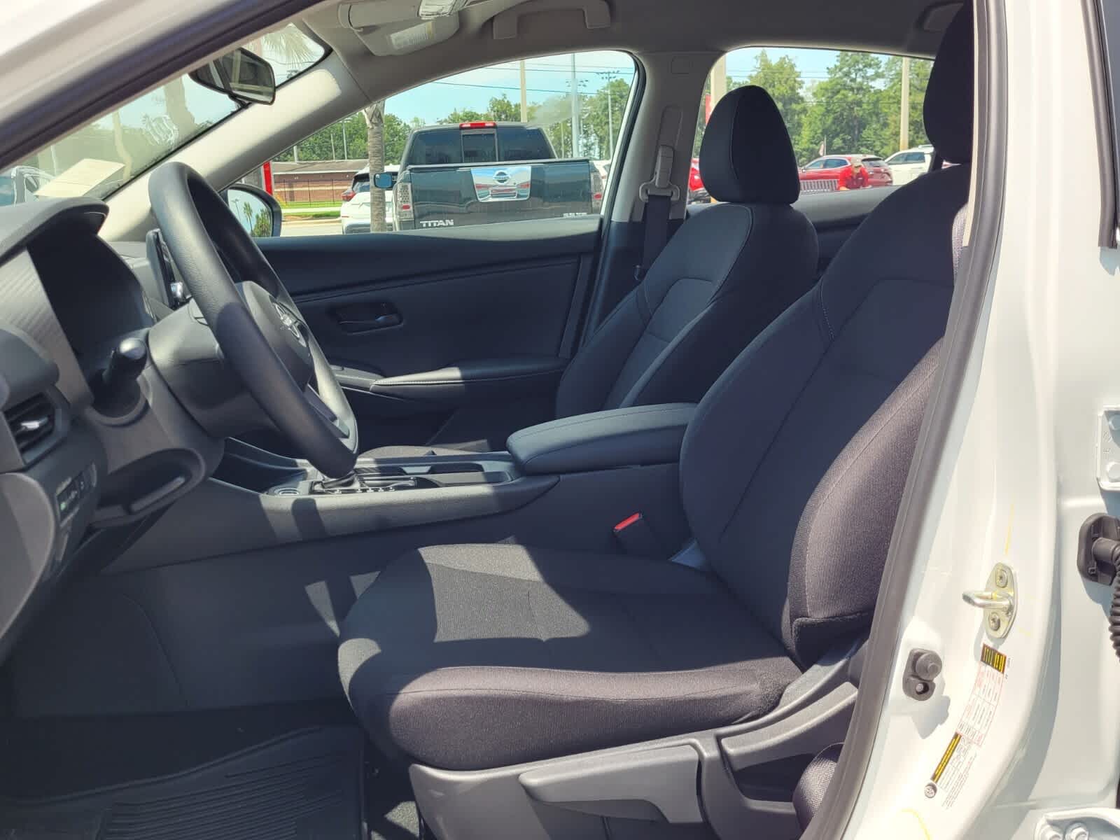 2025 Nissan Sentra S photo 3