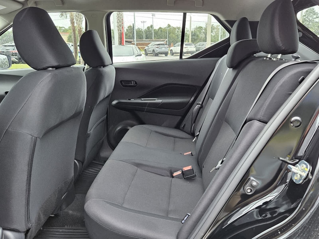 New 2025 Nissan Kicks Play S SUV