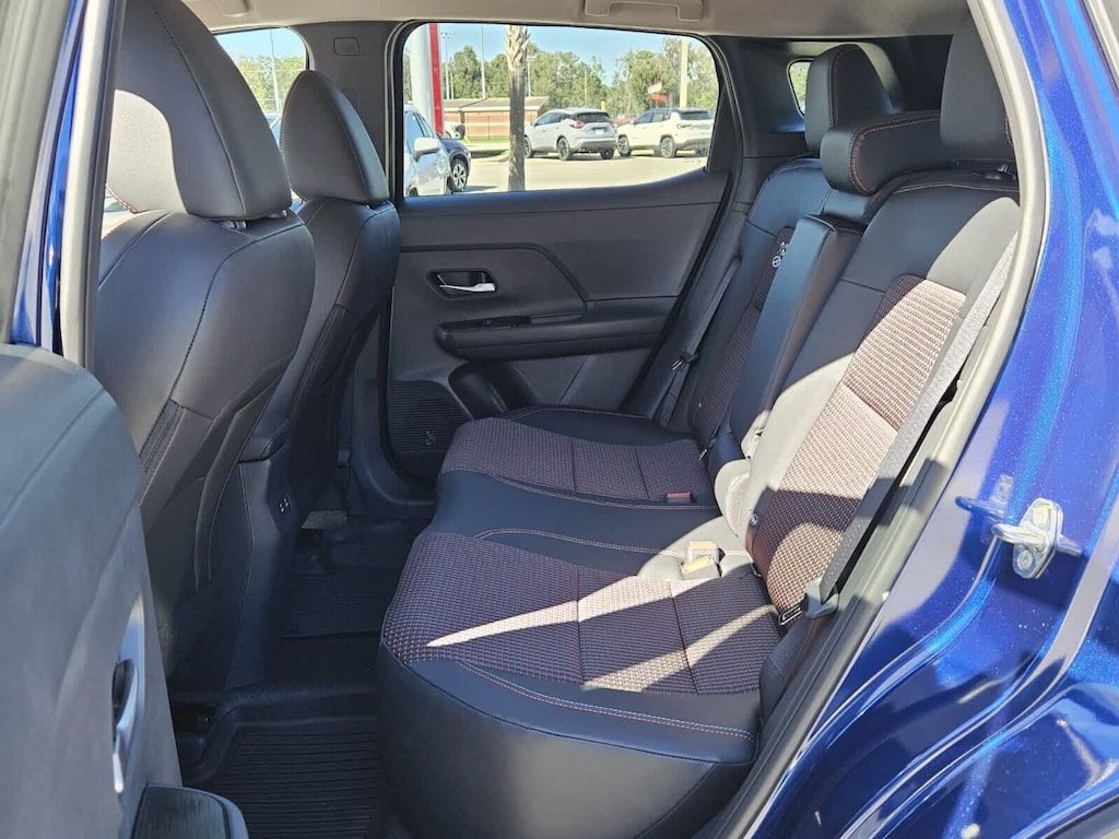 New 2026 Nissan Kicks SR SUV