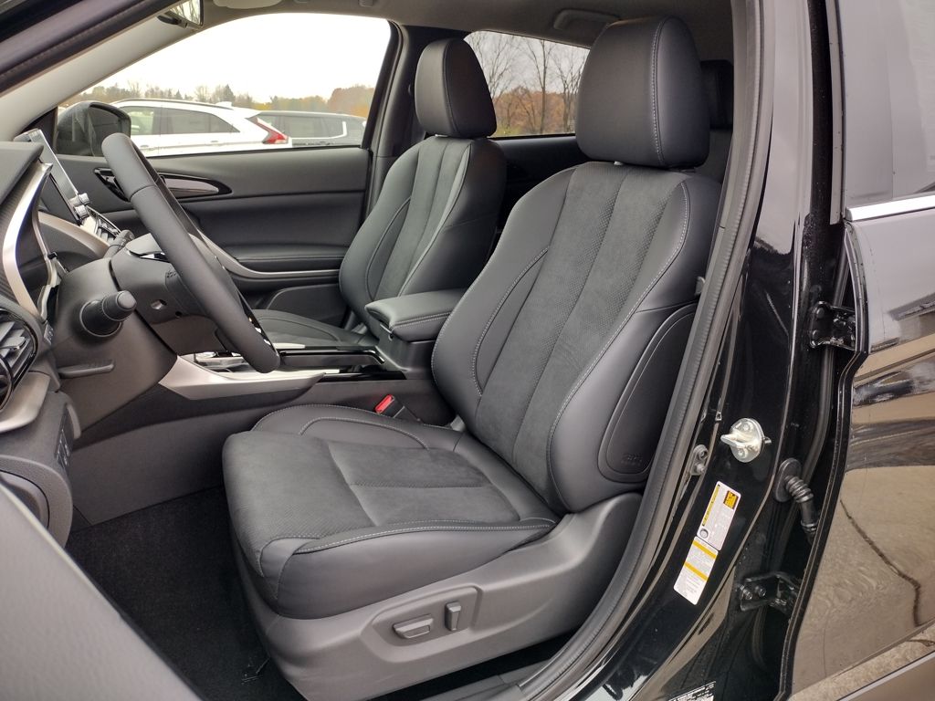 2026 Mitsubishi Eclipse Cross SE - Photo 6