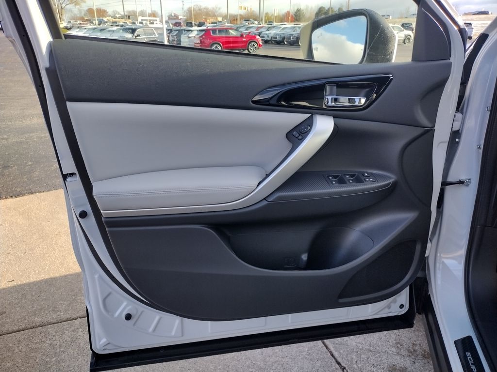 2026 Mitsubishi Eclipse Cross SEL - Photo 31
