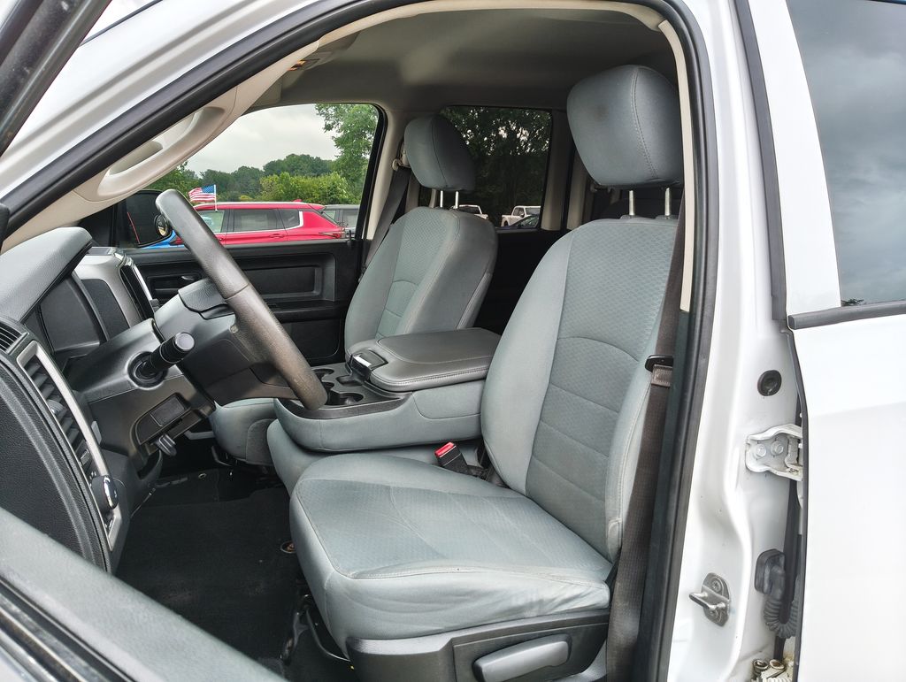 Used 2018 RAM Ram 1500 Express with VIN 1C6RR7FG9JS276071 for sale in Grand Blanc Township, MI