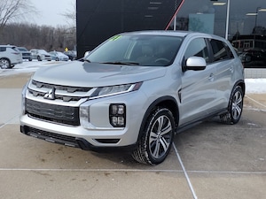 2021 Mitsubishi Outlander Sport 2.0 ES CUV