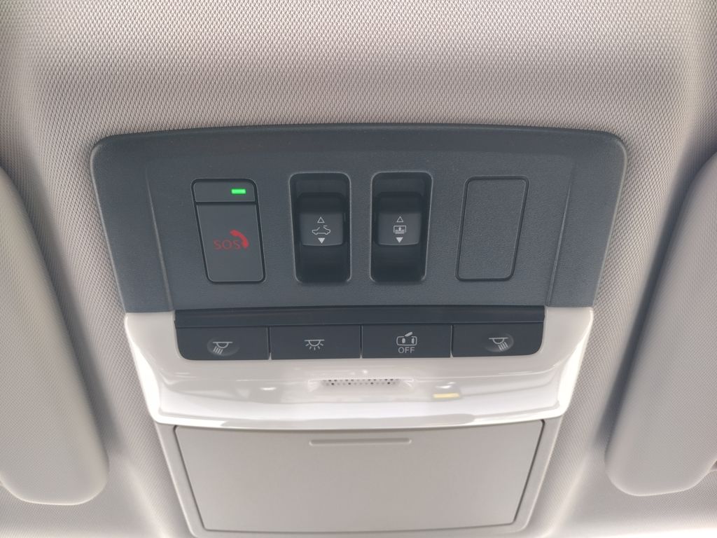 2025 Mitsubishi Outlander Plug-in Hybrid SE - Photo 21