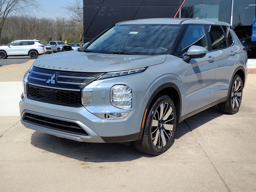 2026 Mitsubishi Outlander SE S-AWC's photo