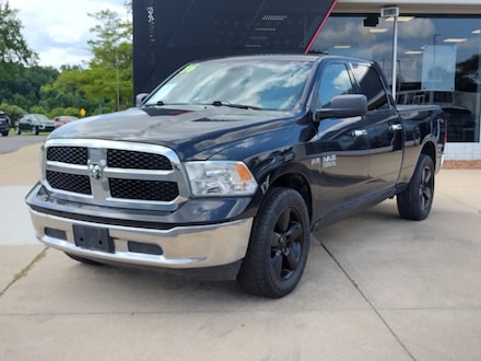 2016 Ram 1500 SLT Truck Crew Cab