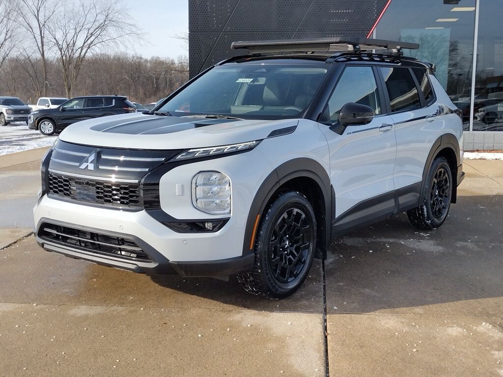 New 2026 Mitsubishi Outlander Trail Edition SUV