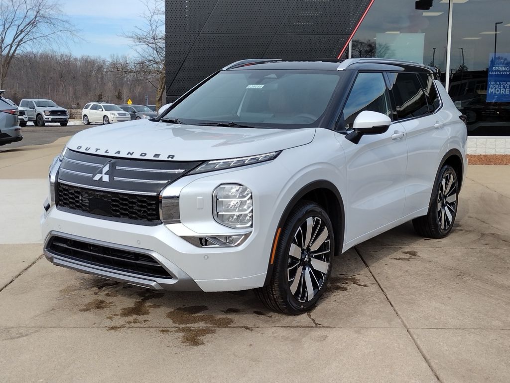 2026 Mitsubishi Outlander SEL S-AWC's photo