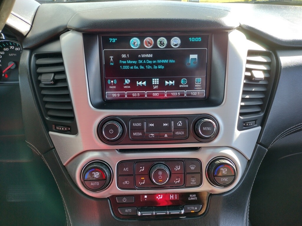 2017 Gmc Yukon SLE photo 2