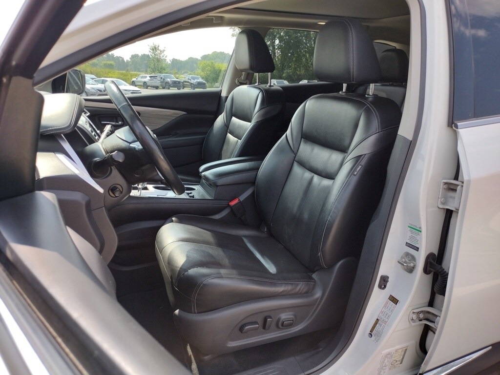 2018 Nissan Murano Platinum photo 2