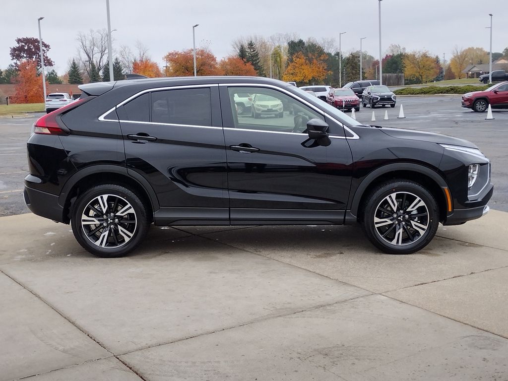 2026 Mitsubishi Eclipse Cross SE - Photo 12