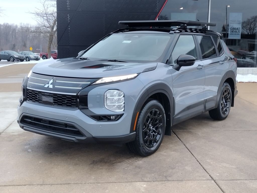 New 2026 Mitsubishi Outlander Trail Edition SUV
