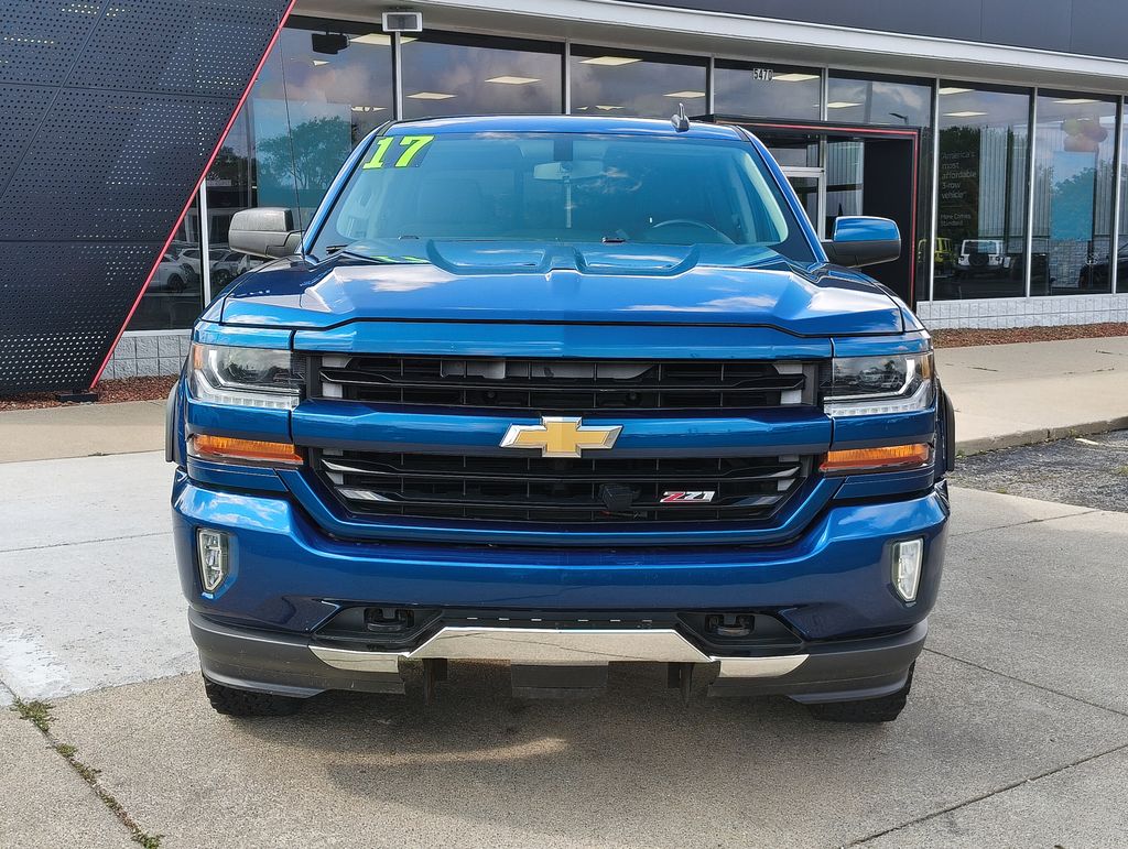 Used 2017 Chevrolet Silverado 1500 LT with VIN 1GCVKREC7HZ171911 for sale in Grand Blanc Township, MI