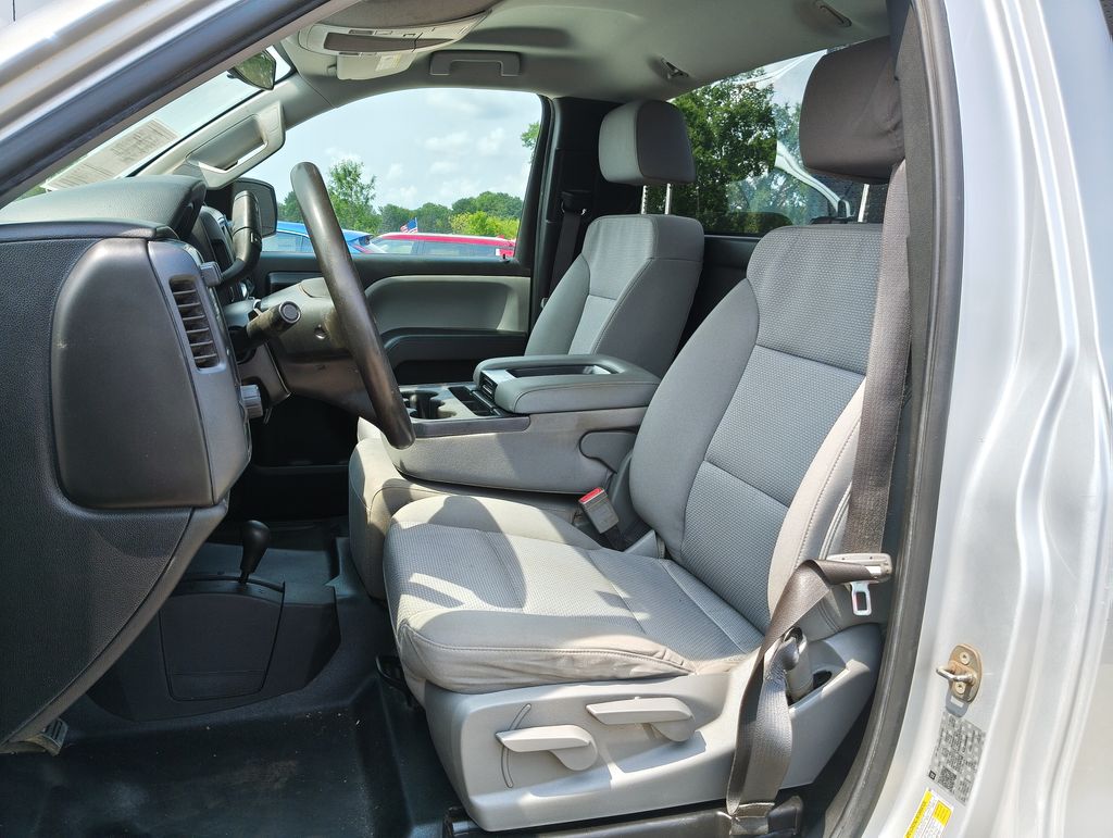 Used 2018 Chevrolet Silverado 1500 Work Truck 1WT with VIN 1GCNKNEC4JZ344640 for sale in Grand Blanc Township, MI