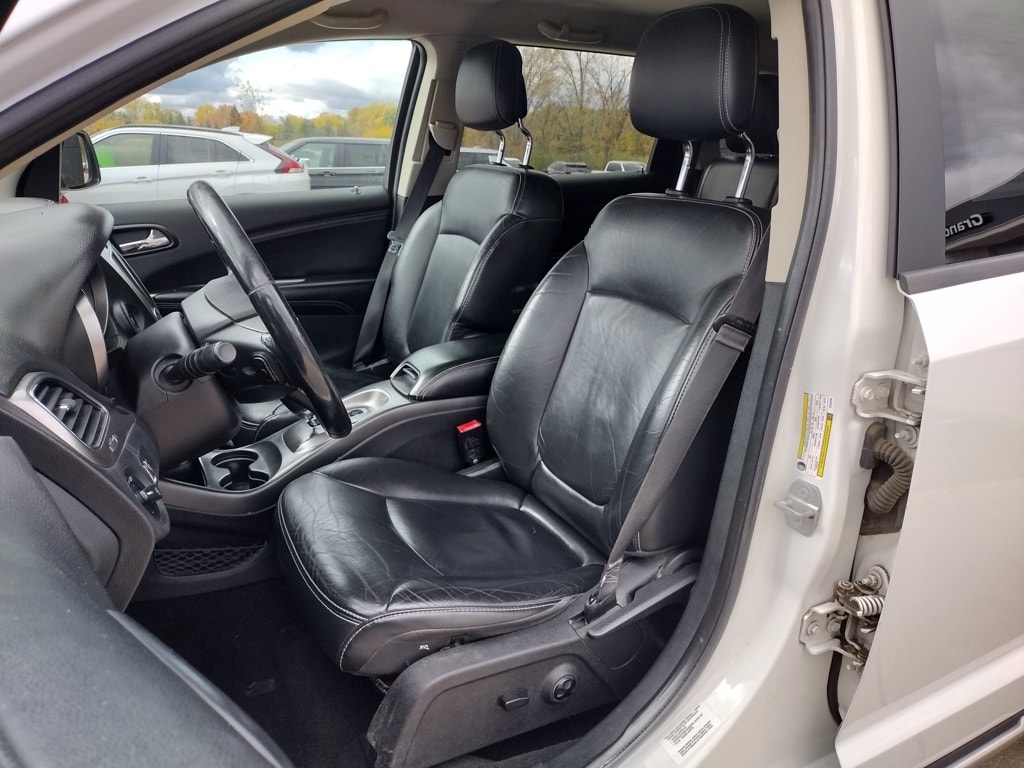 Used 2014 Dodge Journey CrossRoad with VIN 3C4PDCGG5ET283738 for sale in Grand Blanc Township, MI