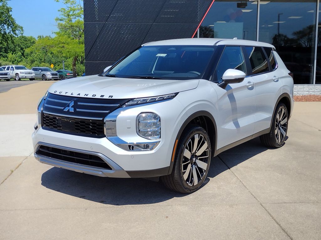 2026 Mitsubishi Outlander Trail Edition S-AWC's photo
