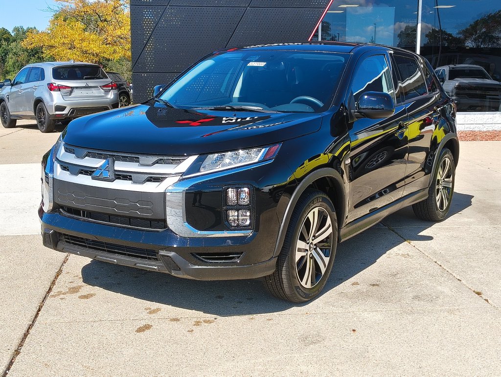 2027 Mitsubishi Outlander Sport ES