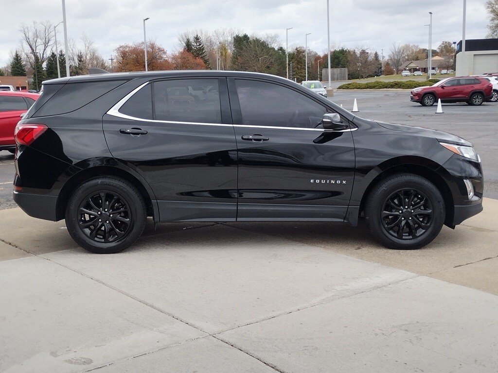 2019 Chevrolet Equinox LT photo 4