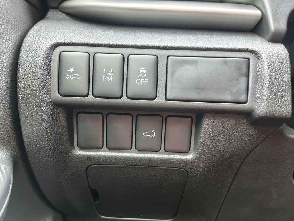 2026 Mitsubishi Eclipse Cross SE - Photo 18