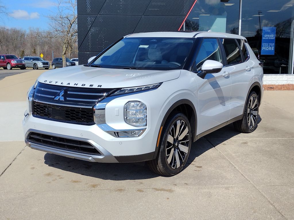 2026 Mitsubishi Outlander SE S-AWC's photo