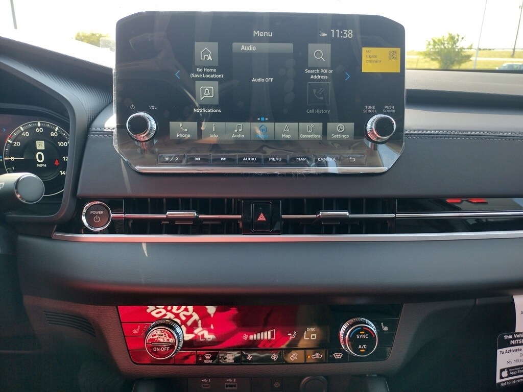 2025 Mitsubishi Outlander PHEV SE photo 3