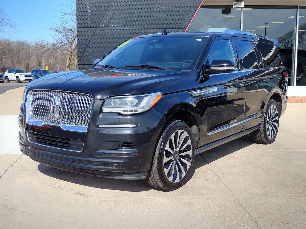 2022 Lincoln Navigator
