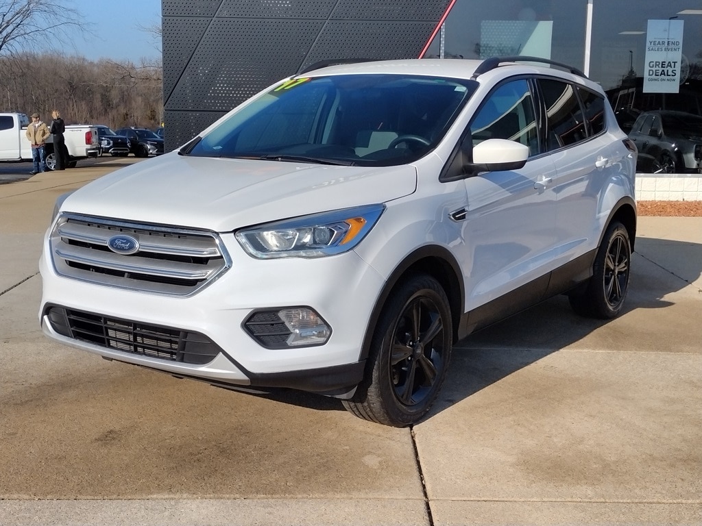 2017 Ford Escape SE's photo