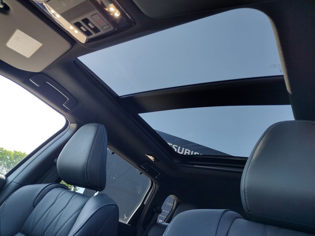 New 2026 Mitsubishi Outlander Plug-In Hybrid Black Edition SUV