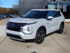 2025 Mitsubishi Outlander PHEV SE SUV