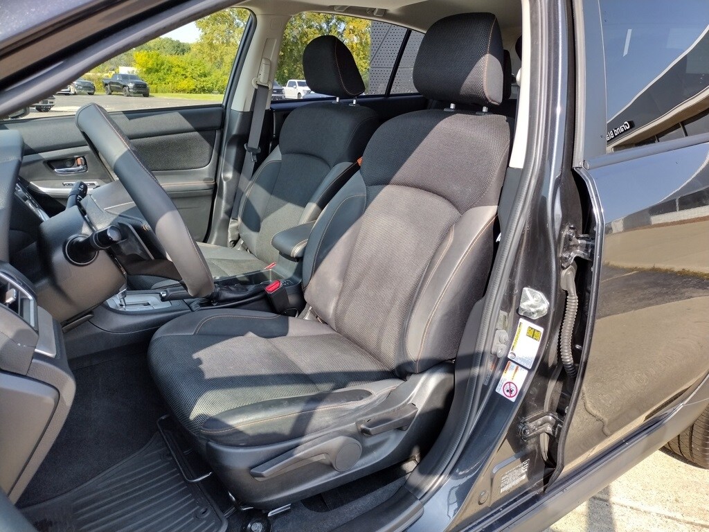 2016 Subaru Crosstrek 2.0i Premium photo 2