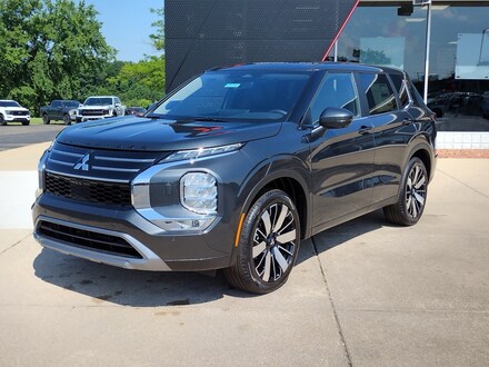 2025 Mitsubishi Outlander SE SUV