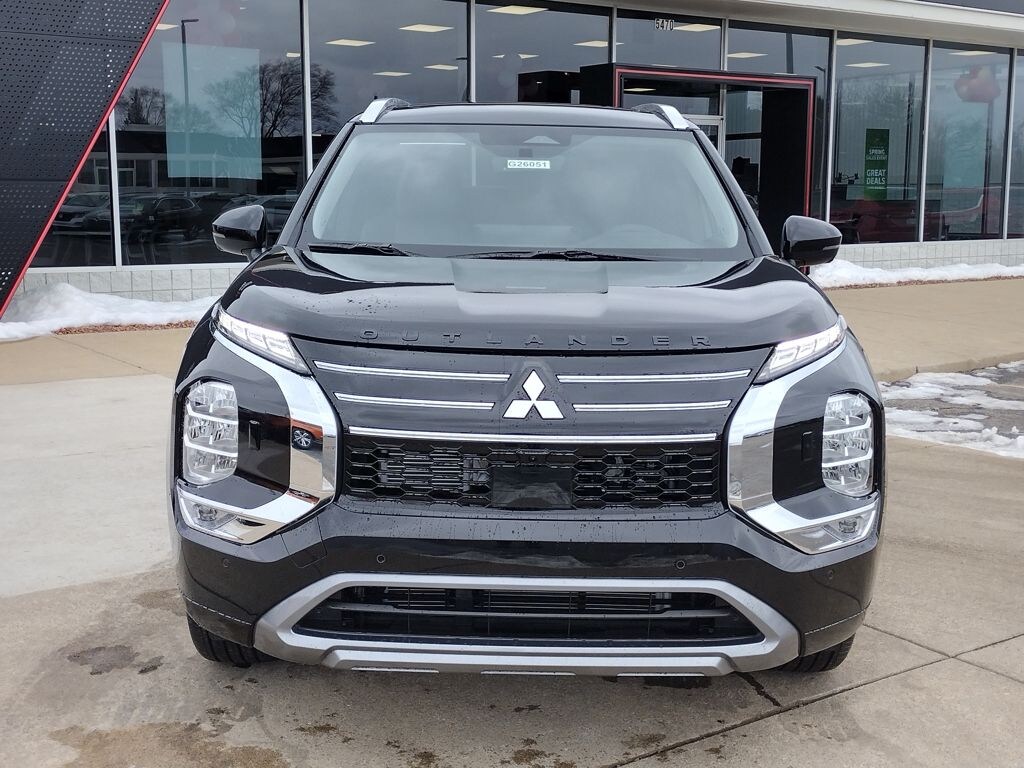 New 2026 Mitsubishi Outlander SEL SUV
