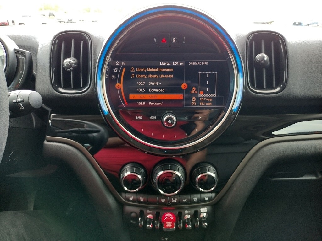 2021 Mini Countryman Classic photo 3