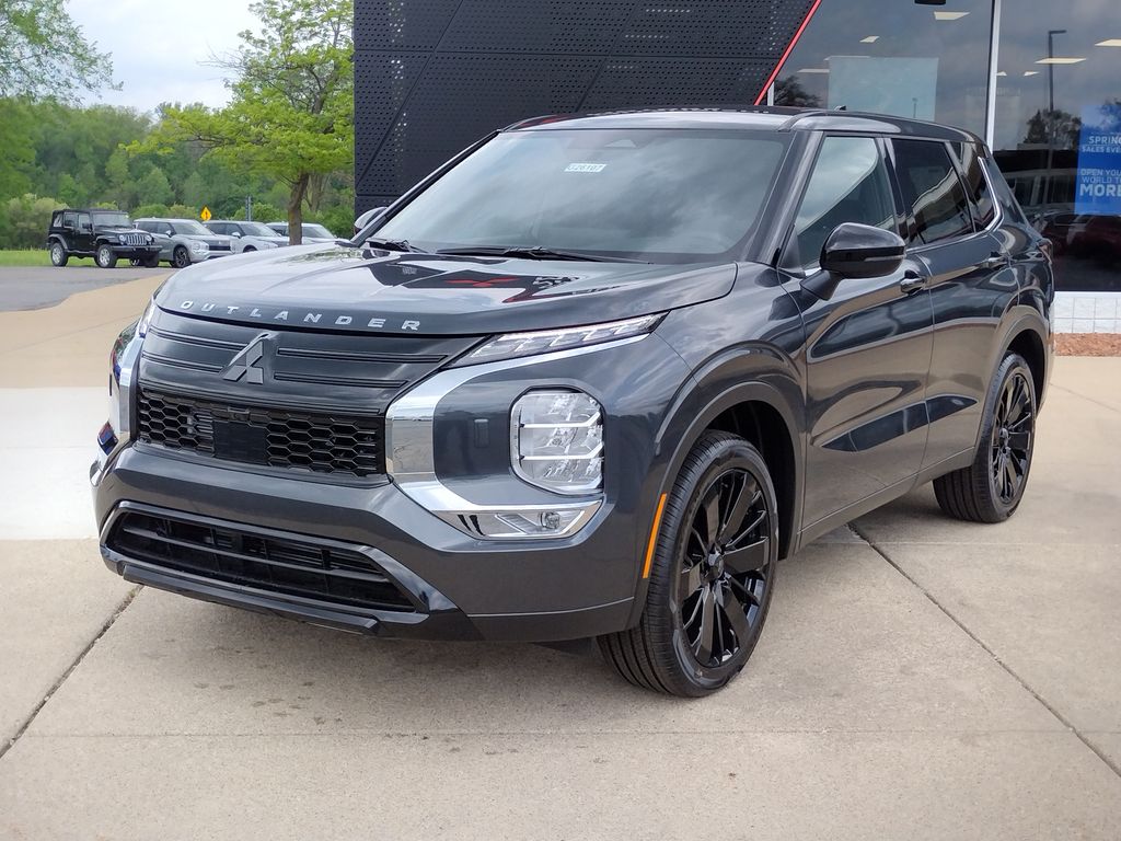 2026 Mitsubishi Outlander LE S-AWC's photo