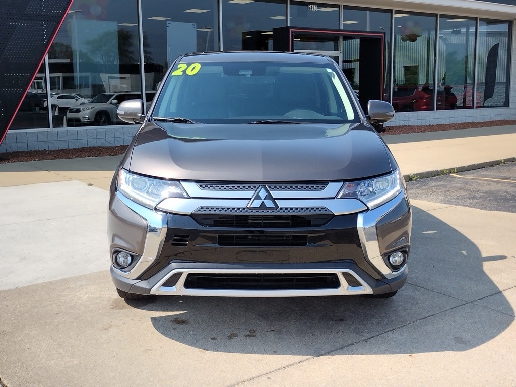 Used 2020 Mitsubishi Outlander SE with VIN JA4AZ3A31LZ006792 for sale in Grand Blanc, MI
