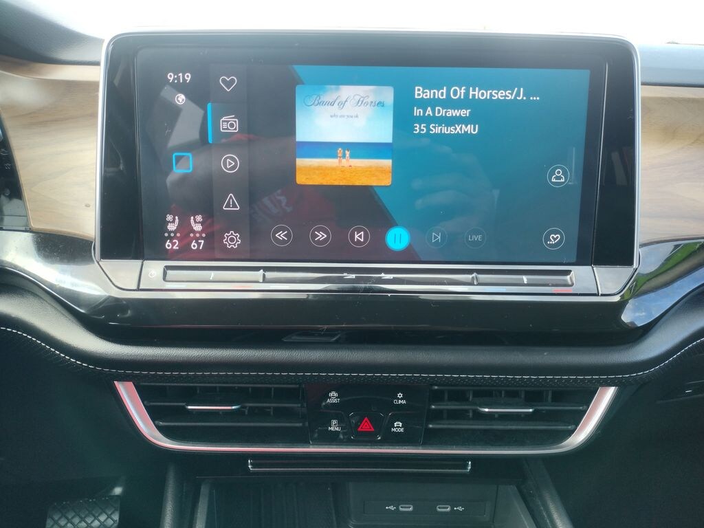 Certified 2025 Volkswagen Atlas 2.0T SE w/Technology SUV