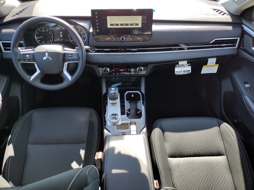 New 2025 Mitsubishi Outlander ES SUV