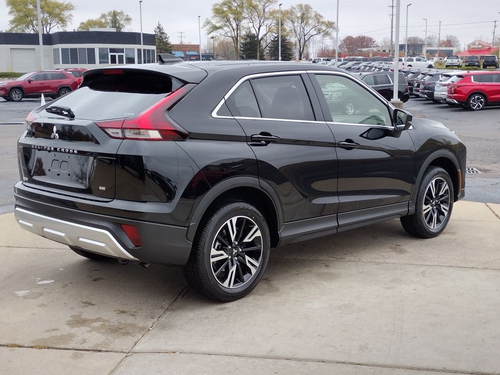 2026 Mitsubishi Eclipse Cross SE - Photo 13