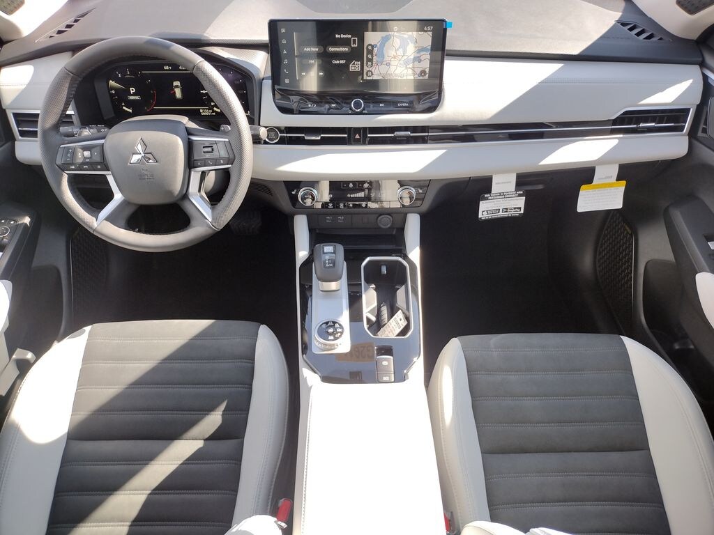 New 2026 Mitsubishi Outlander SE SUV