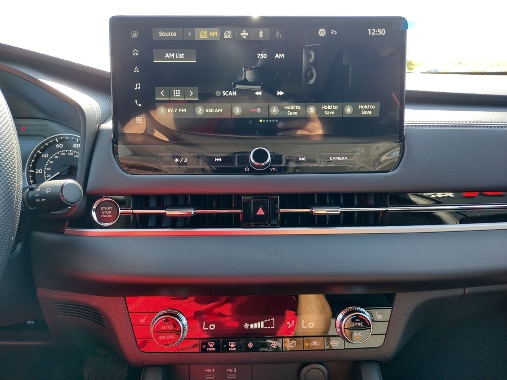 2025 Mitsubishi Outlander ES photo 3