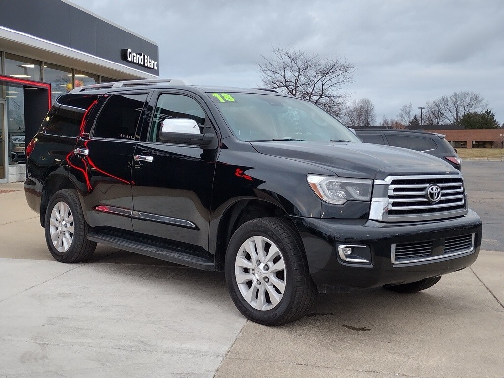 2018 Toyota Sequoia Platinum photo 3