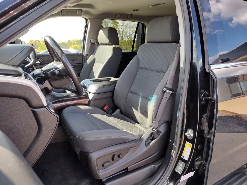 Used 2017 GMC Yukon SLE SUV