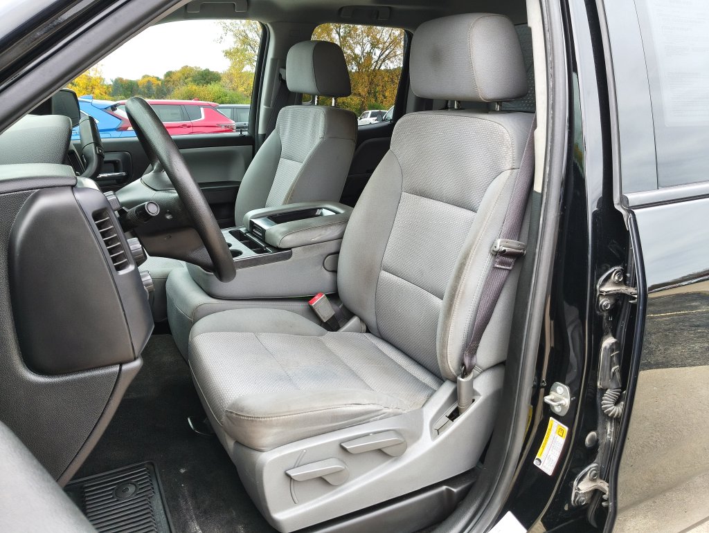 Used 2017 Chevrolet Silverado 1500 Custom with VIN 1GCVKPEC8HZ356604 for sale in Grand Blanc Township, MI