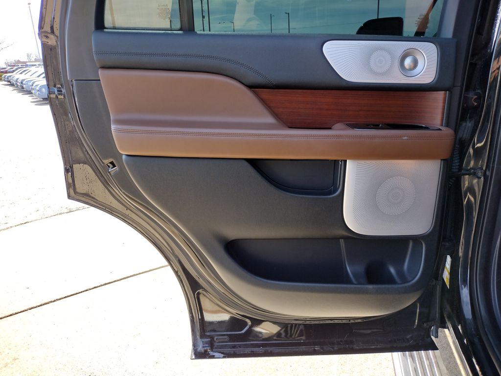 2022 Lincoln Navigator Reserve - Photo 28