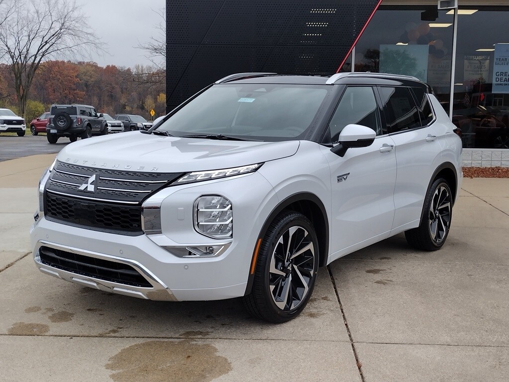 New 2025 Mitsubishi Outlander PHEV SEL SUV