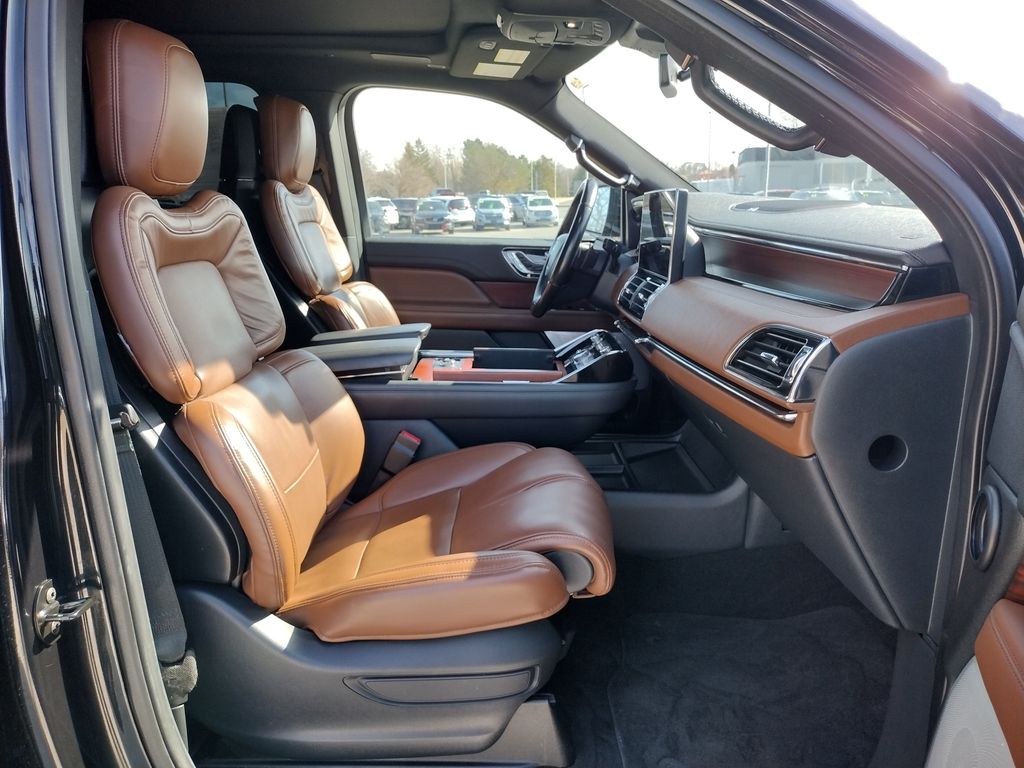 2022 Lincoln Navigator Reserve - Photo 13
