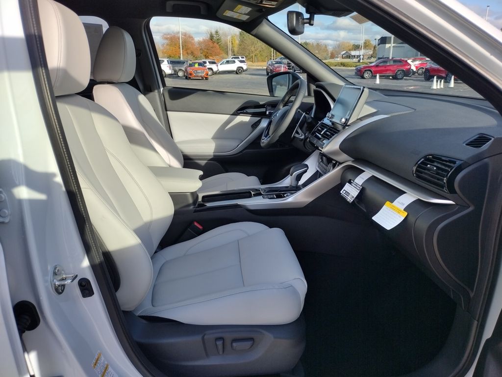 2026 Mitsubishi Eclipse Cross SEL - Photo 11