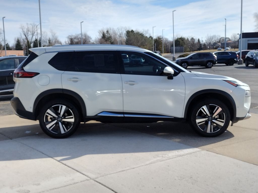 2023 Nissan Rogue Platinum - Photo 16